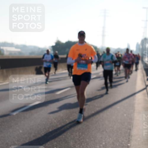 03.10.2025 - Köhlbrandbrückenlauf Fabian Wolf http://msf.ph/oto/8998913 03.10.2025 09:16:17 Position 3  meine-sportfotos.de