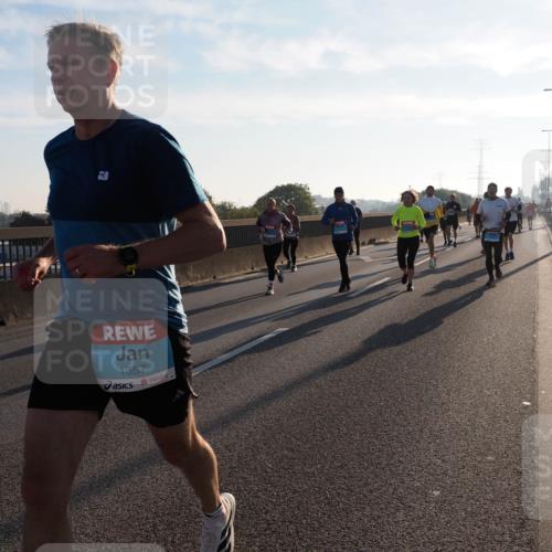 03.10.2025 - Köhlbrandbrückenlauf Fabian Wolf http://msf.ph/oto/8999285 03.10.2025 09:16:35 Position 3 1357 meine-sportfotos.de