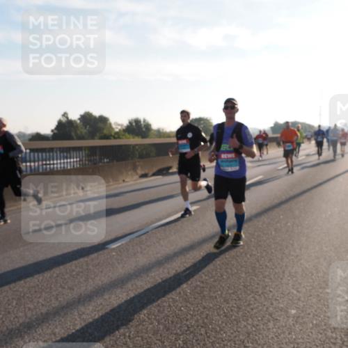 03.10.2025 - Köhlbrandbrückenlauf Fabian Wolf http://msf.ph/oto/8999488 03.10.2025 09:16:40 Position 3  meine-sportfotos.de