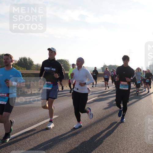 03.10.2025 - Köhlbrandbrückenlauf Fabian Wolf http://msf.ph/oto/8999861 03.10.2025 09:16:55 Position 3 3802, 50, 2732, 10, 3, 1486, 1089 meine-sportfotos.de