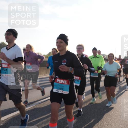 03.10.2025 - Köhlbrandbrückenlauf Fabian Wolf http://msf.ph/oto/9000041 03.10.2025 09:16:59 Position 3 1516, 3842 meine-sportfotos.de
