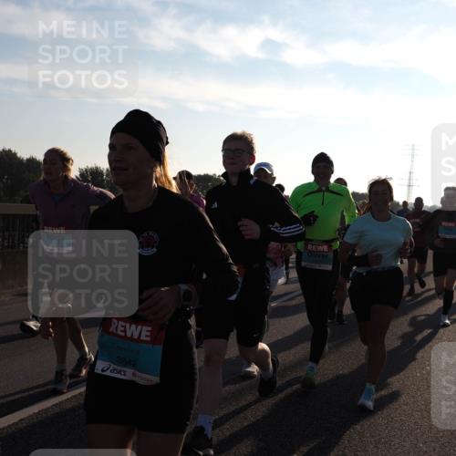 03.10.2025 - Köhlbrandbrückenlauf Fabian Wolf http://msf.ph/oto/9000049 03.10.2025 09:17:00 Position 3 3579, 1910, 1091, 3842 meine-sportfotos.de