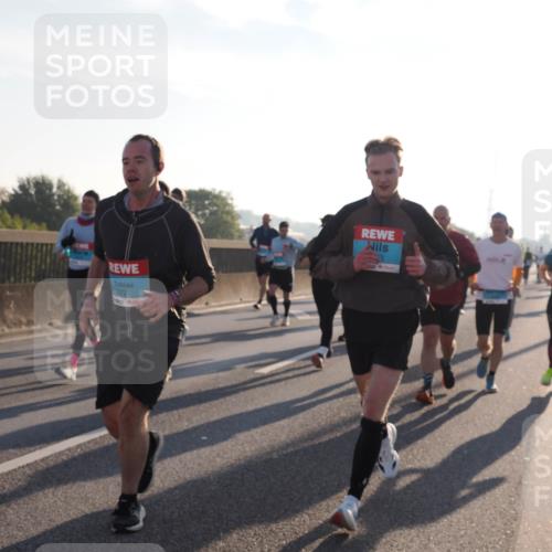 03.10.2025 - Köhlbrandbrückenlauf Fabian Wolf http://msf.ph/oto/9000121 03.10.2025 09:17:01 Position 3 3721 meine-sportfotos.de