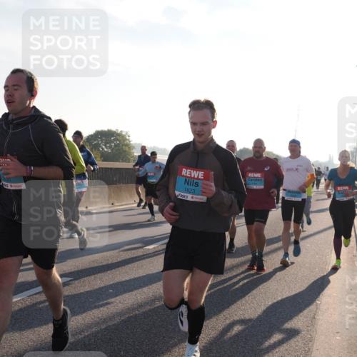 03.10.2025 - Köhlbrandbrückenlauf Fabian Wolf http://msf.ph/oto/9000132 03.10.2025 09:17:01 Position 3 1623, 3121 meine-sportfotos.de