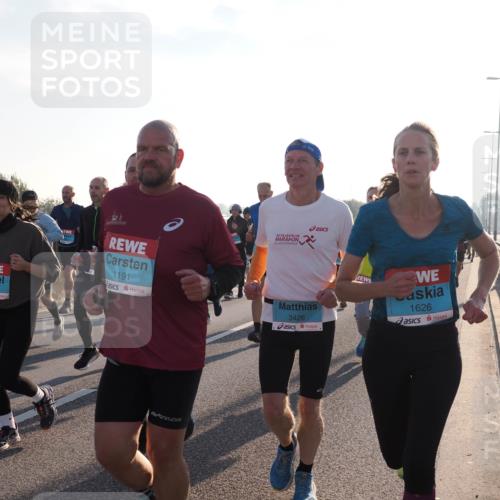 03.10.2025 - Köhlbrandbrückenlauf Fabian Wolf http://msf.ph/oto/9000228 03.10.2025 09:17:03 Position 3 1227, 1191, 3426, 1626 meine-sportfotos.de