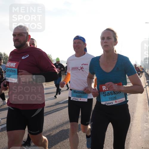 03.10.2025 - Köhlbrandbrückenlauf Fabian Wolf http://msf.ph/oto/9000236 03.10.2025 09:17:03 Position 3 1227, 1191, 3426, 1626 meine-sportfotos.de