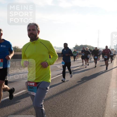 03.10.2025 - Köhlbrandbrückenlauf Fabian Wolf http://msf.ph/oto/9000329 03.10.2025 09:17:05 Position 3 1543, 3444 meine-sportfotos.de