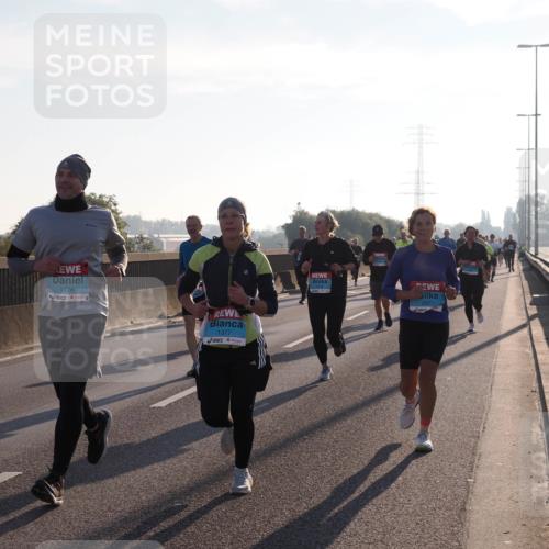 03.10.2025 - Köhlbrandbrückenlauf Fabian Wolf http://msf.ph/oto/9000623 03.10.2025 09:17:16 Position 3 1378, 1377, 2677 meine-sportfotos.de