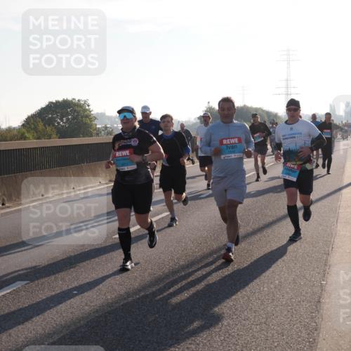 03.10.2025 - Köhlbrandbrückenlauf Fabian Wolf http://msf.ph/oto/9001157 03.10.2025 09:17:27 Position 3 3011, 3542 meine-sportfotos.de