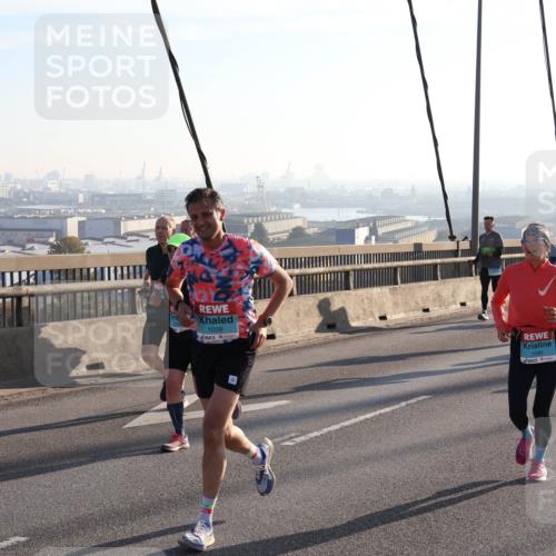 03.10.2025 - Köhlbrandbrückenlauf Julia Fischer http://msf.ph/oto/9001239 03.10.2025 09:23:35 Position 1 1039, 1595 meine-sportfotos.de