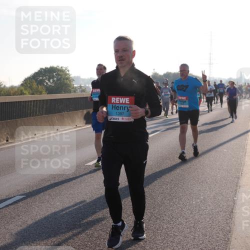 03.10.2025 - Köhlbrandbrückenlauf Fabian Wolf http://msf.ph/oto/9001360 03.10.2025 09:17:32 Position 3 1397 meine-sportfotos.de