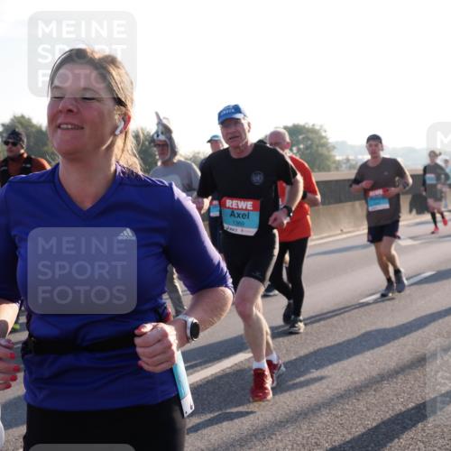 03.10.2025 - Köhlbrandbrückenlauf Fabian Wolf http://msf.ph/oto/9001647 03.10.2025 09:17:39 Position 3 1369, 1401 meine-sportfotos.de