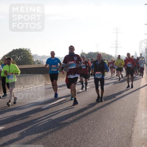 03.10.2025 - Köhlbrandbrückenlauf Fabian Wolf http://msf.ph/oto/9001900 03.10.2025 09:17:47 Position 3 12 meine-sportfotos.de