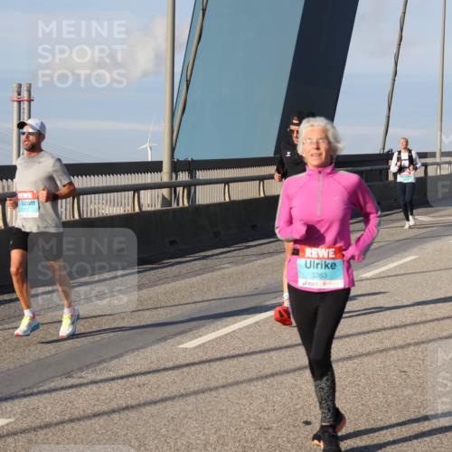 03.10.2025 - Köhlbrandbrückenlauf Julia Fischer http://msf.ph/oto/9002055 03.10.2025 09:40:41 Position 2 1071, 3263 meine-sportfotos.de