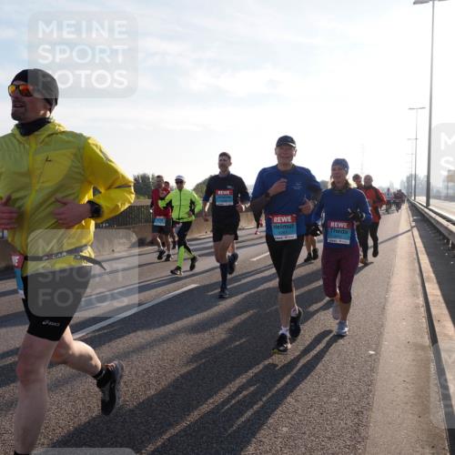 03.10.2025 - Köhlbrandbrückenlauf Fabian Wolf http://msf.ph/oto/9002268 03.10.2025 09:17:55 Position 3 3261, 3492 meine-sportfotos.de
