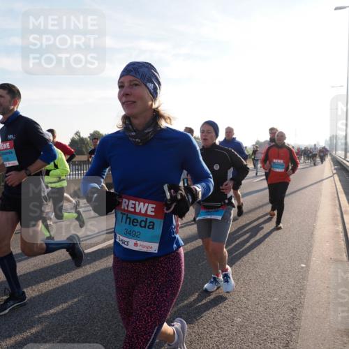 03.10.2025 - Köhlbrandbrückenlauf Fabian Wolf http://msf.ph/oto/9002327 03.10.2025 09:17:56 Position 3 3138, 77, 3492 meine-sportfotos.de