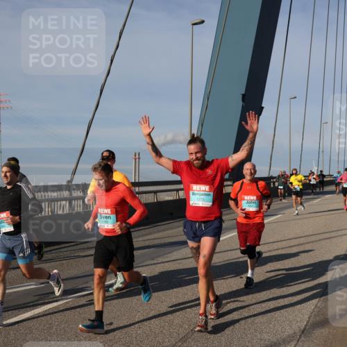 03.10.2025 - Köhlbrandbrückenlauf Julia Fischer http://msf.ph/oto/9002433 03.10.2025 09:41:41 Position 2 2989, 1779999777716947, 1273, 1165 meine-sportfotos.de
