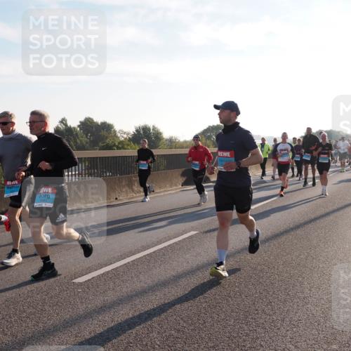 03.10.2025 - Köhlbrandbrückenlauf Fabian Wolf http://msf.ph/oto/9002452 03.10.2025 09:17:59 Position 3 3683 meine-sportfotos.de