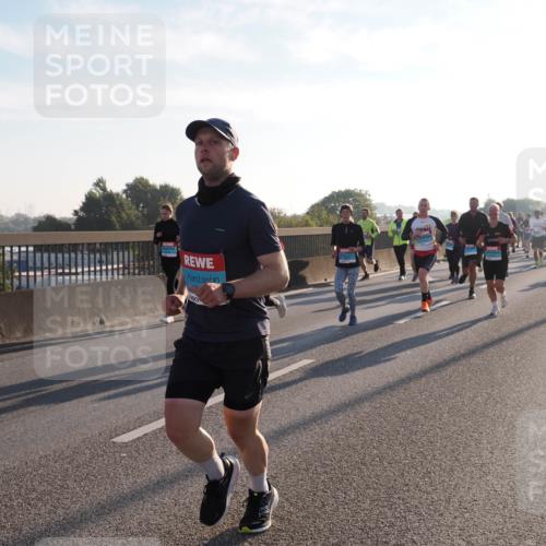 03.10.2025 - Köhlbrandbrückenlauf Fabian Wolf http://msf.ph/oto/9002484 03.10.2025 09:17:59 Position 3  meine-sportfotos.de