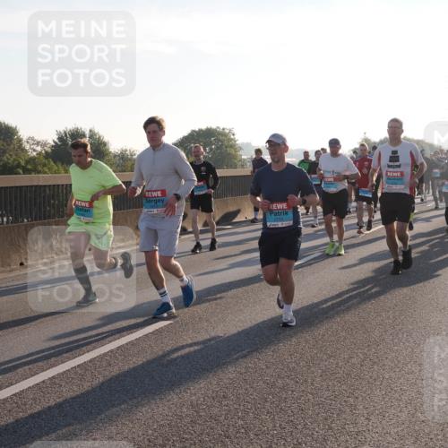 03.10.2025 - Köhlbrandbrückenlauf Fabian Wolf http://msf.ph/oto/9002649 03.10.2025 09:18:03 Position 3 2733 meine-sportfotos.de