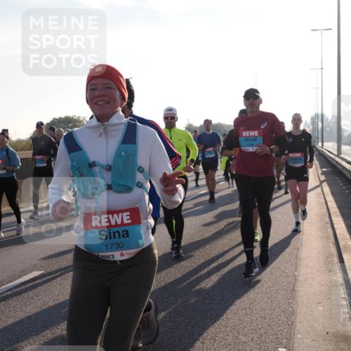 03.10.2025 - Köhlbrandbrückenlauf Fabian Wolf http://msf.ph/oto/9002941 03.10.2025 09:18:09 Position 3 1257, 1730, 2696 meine-sportfotos.de