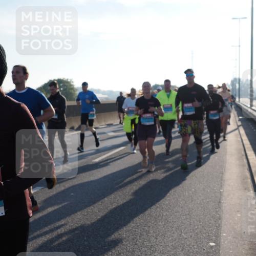 03.10.2025 - Köhlbrandbrückenlauf Fabian Wolf http://msf.ph/oto/9003080 03.10.2025 09:18:12 Position 3 3409 meine-sportfotos.de
