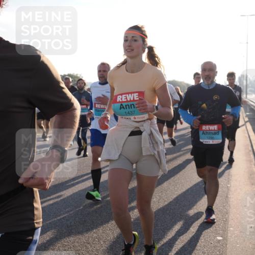 03.10.2025 - Köhlbrandbrückenlauf Fabian Wolf http://msf.ph/oto/9003286 03.10.2025 09:18:16 Position 3 1437, 1296 meine-sportfotos.de