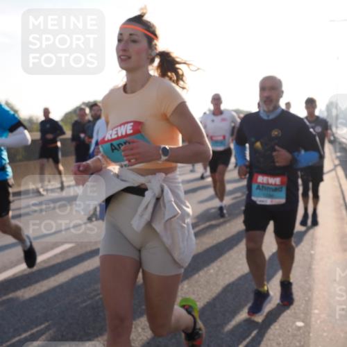 03.10.2025 - Köhlbrandbrückenlauf Fabian Wolf http://msf.ph/oto/9003296 03.10.2025 09:18:16 Position 3  meine-sportfotos.de