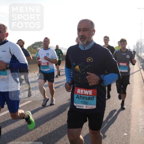 03.10.2025 - Köhlbrandbrückenlauf Fabian Wolf http://msf.ph/oto/9003324 03.10.2025 09:18:17 Position 3 2716, 2024, 1296 meine-sportfotos.de