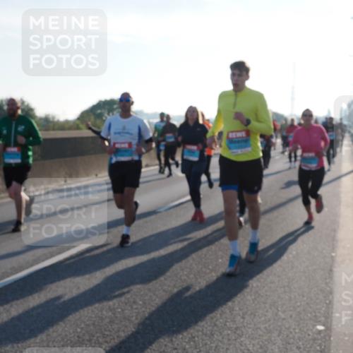 03.10.2025 - Köhlbrandbrückenlauf Fabian Wolf http://msf.ph/oto/9003417 03.10.2025 09:18:19 Position 3  meine-sportfotos.de