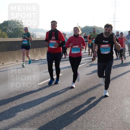 03.10.2025 - Köhlbrandbrückenlauf Fabian Wolf http://msf.ph/oto/9003560 03.10.2025 09:18:22 Position 3 3272, 1716, 1336 meine-sportfotos.de