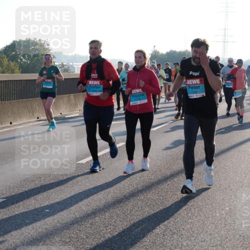 03.10.2025 - Köhlbrandbrückenlauf Fabian Wolf http://msf.ph/oto/9003576 03.10.2025 09:18:23 Position 3 3272, 1716, 1336 meine-sportfotos.de