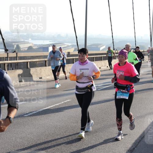03.10.2025 - Köhlbrandbrückenlauf Julia Fischer http://msf.ph/oto/9003626 03.10.2025 09:29:57 Position 1 2719, 1804 meine-sportfotos.de
