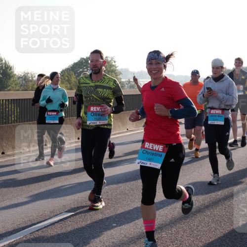 03.10.2025 - Köhlbrandbrückenlauf Fabian Wolf http://msf.ph/oto/9003750 03.10.2025 09:18:27 Position 3 3717, 1520, 1461, 1544 meine-sportfotos.de