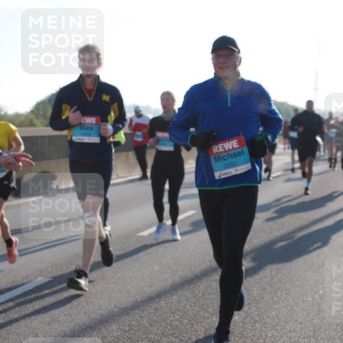 03.10.2025 - Köhlbrandbrückenlauf Fabian Wolf http://msf.ph/oto/9003816 03.10.2025 09:18:29 Position 3 1849, 3202 meine-sportfotos.de