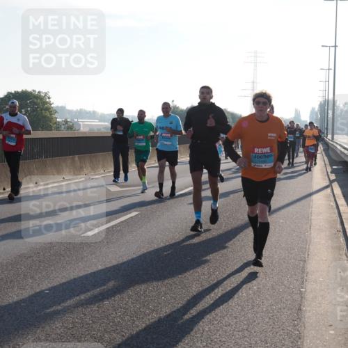 03.10.2025 - Köhlbrandbrückenlauf Fabian Wolf http://msf.ph/oto/9003906 03.10.2025 09:18:31 Position 3 1430 meine-sportfotos.de