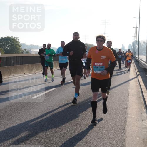 03.10.2025 - Köhlbrandbrückenlauf Fabian Wolf http://msf.ph/oto/9003926 03.10.2025 09:18:32 Position 3 1430 meine-sportfotos.de