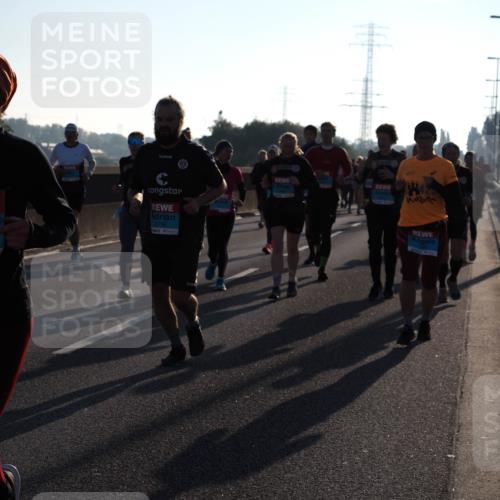 03.10.2025 - Köhlbrandbrückenlauf Fabian Wolf http://msf.ph/oto/9004148 03.10.2025 09:18:37 Position 3 1670, 2786 meine-sportfotos.de