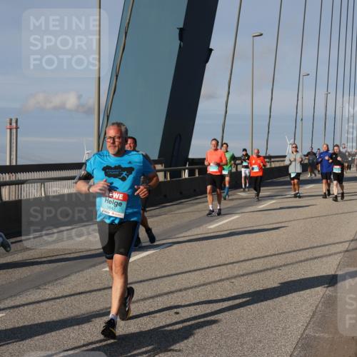 03.10.2025 - Köhlbrandbrückenlauf Julia Fischer http://msf.ph/oto/9004450 03.10.2025 09:48:50 Position 2 1642 meine-sportfotos.de