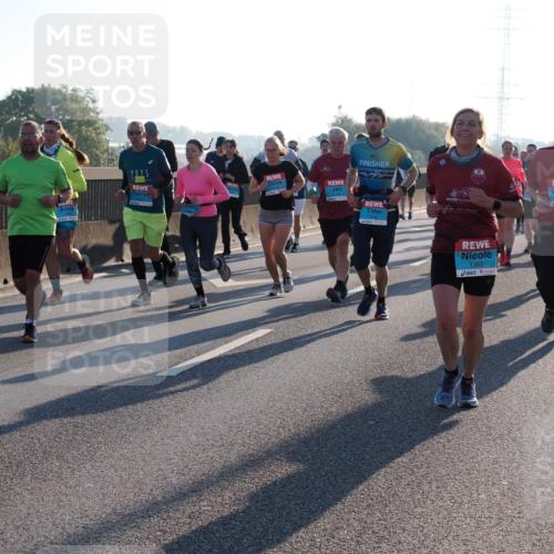 03.10.2025 - Köhlbrandbrückenlauf Fabian Wolf http://msf.ph/oto/9004471 03.10.2025 09:18:47 Position 3 1498, 2946, 1363 meine-sportfotos.de