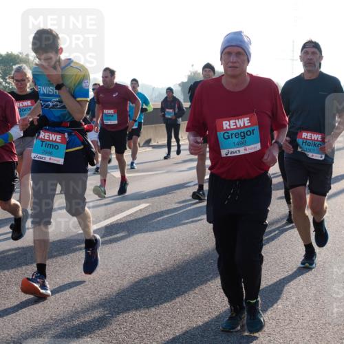 03.10.2025 - Köhlbrandbrückenlauf Fabian Wolf http://msf.ph/oto/9004603 03.10.2025 09:18:49 Position 3 1512, 2, 2946, 1498, 1501, 2025 meine-sportfotos.de