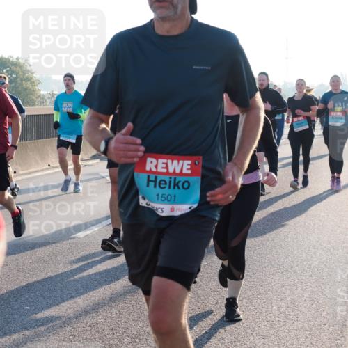 03.10.2025 - Köhlbrandbrückenlauf Fabian Wolf http://msf.ph/oto/9004692 03.10.2025 09:18:51 Position 3 2882, 1501 meine-sportfotos.de