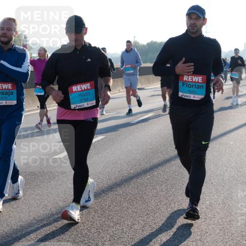 03.10.2025 - Köhlbrandbrückenlauf Fabian Wolf http://msf.ph/oto/9004959 03.10.2025 09:18:58 Position 3 1675, 3799, 1605 meine-sportfotos.de