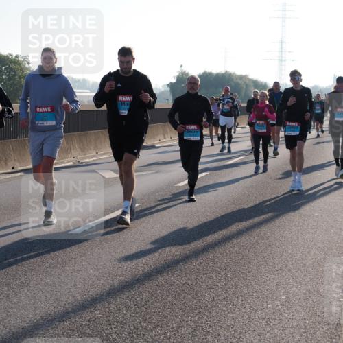 03.10.2025 - Köhlbrandbrückenlauf Fabian Wolf http://msf.ph/oto/9005021 03.10.2025 09:19:01 Position 3 3781, 3319, 1873 meine-sportfotos.de