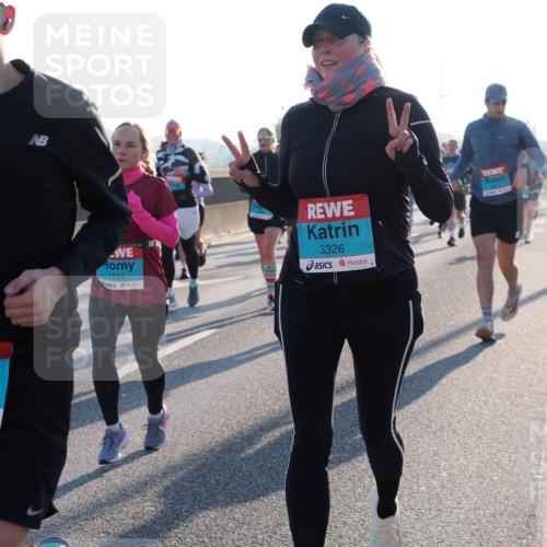 03.10.2025 - Köhlbrandbrückenlauf Fabian Wolf http://msf.ph/oto/9005236 03.10.2025 09:19:05 Position 3 1933, 1515, 3326 meine-sportfotos.de