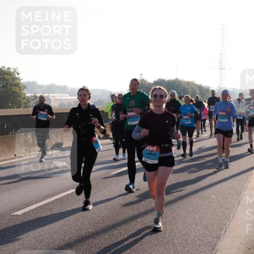 03.10.2025 - Köhlbrandbrückenlauf Fabian Wolf http://msf.ph/oto/9005331 03.10.2025 09:19:11 Position 3 9, 3186, 3642 meine-sportfotos.de