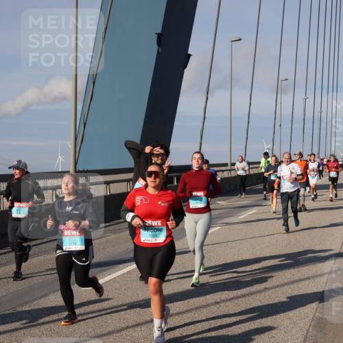 03.10.2025 - Köhlbrandbrückenlauf Julia Fischer http://msf.ph/oto/9005421 03.10.2025 09:52:12 Position 2 3779, 3310 meine-sportfotos.de