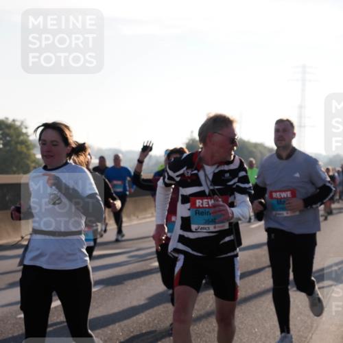 03.10.2025 - Köhlbrandbrückenlauf Fabian Wolf http://msf.ph/oto/9005510 03.10.2025 09:19:16 Position 3 3540 meine-sportfotos.de