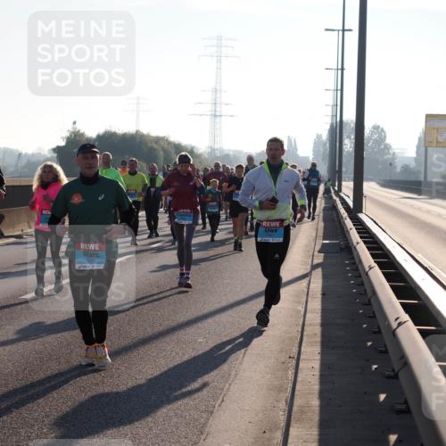03.10.2025 - Köhlbrandbrückenlauf Fabian Wolf http://msf.ph/oto/9005563 03.10.2025 09:19:18 Position 3 3768, 3238, 1367 meine-sportfotos.de