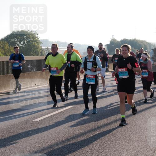03.10.2025 - Köhlbrandbrückenlauf Fabian Wolf http://msf.ph/oto/9005783 03.10.2025 09:19:24 Position 3 1649, 1663, 1919, 3500 meine-sportfotos.de